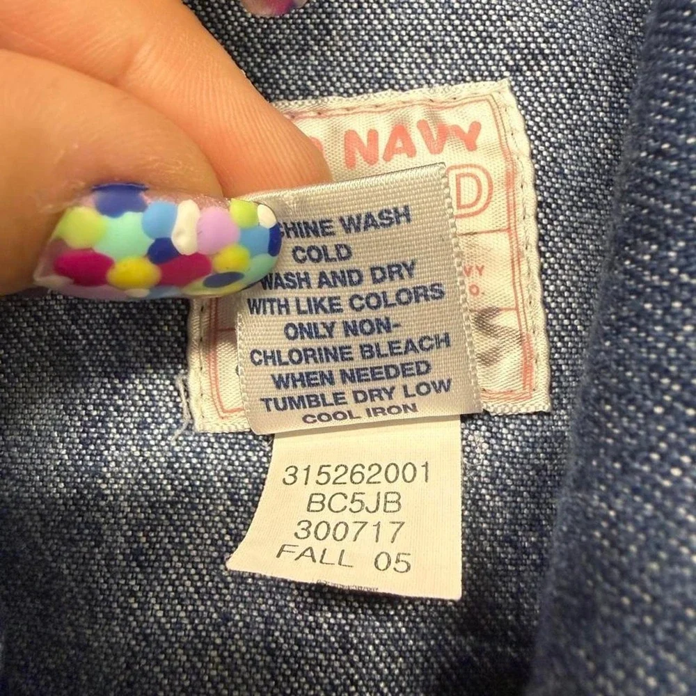 Vintage 2005 Old Navy blue denim jacket with bow detail, size 3T Cotton